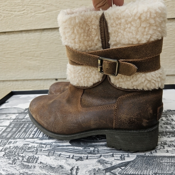 Ugg Blayre II leather and shearling boots brown size 8 - Picture 3 of 11